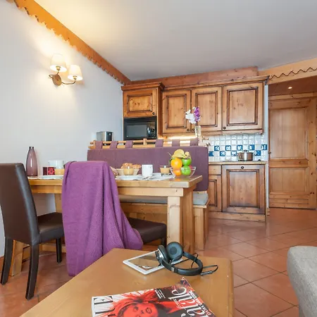 Pierre & Premium Les Hauts Bois Апарт-отель